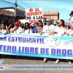 Multitudinaria marcha estudiantil contra expendio y consumo de drogas