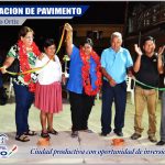 Alcaldesa inaugura pavimentado de una calle